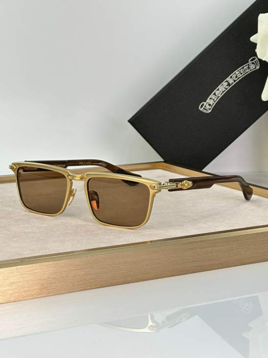 Picture of Chrome Hearts Sunglasses _SKUfw65131858fw